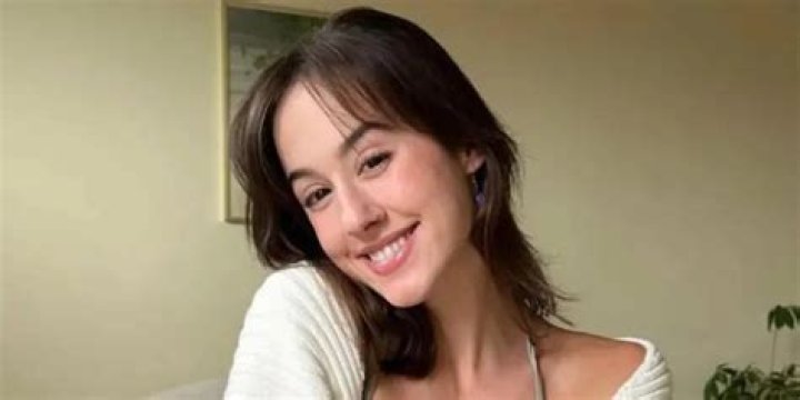 Lara Lane: A Deep Dive into Her OnlyFans Journey