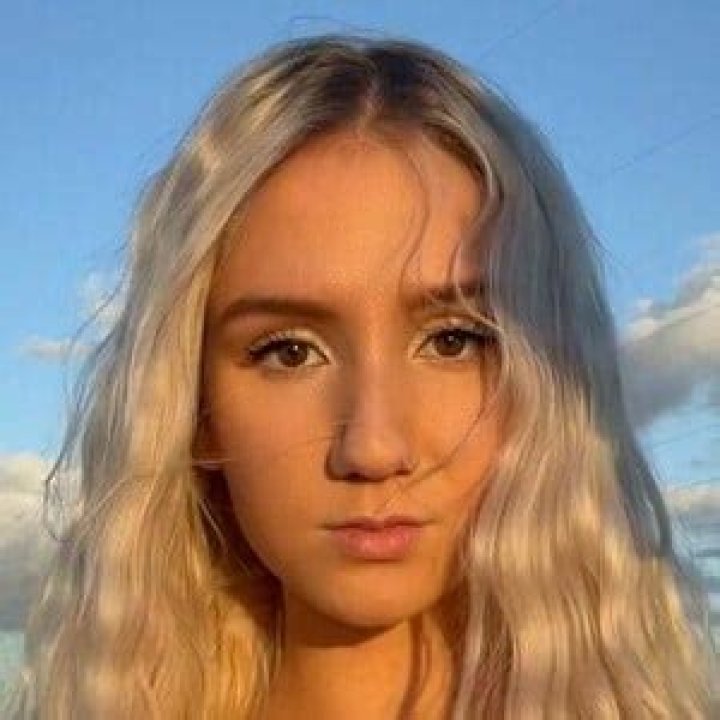 Maddie Price: The Rising Star on OnlyFans