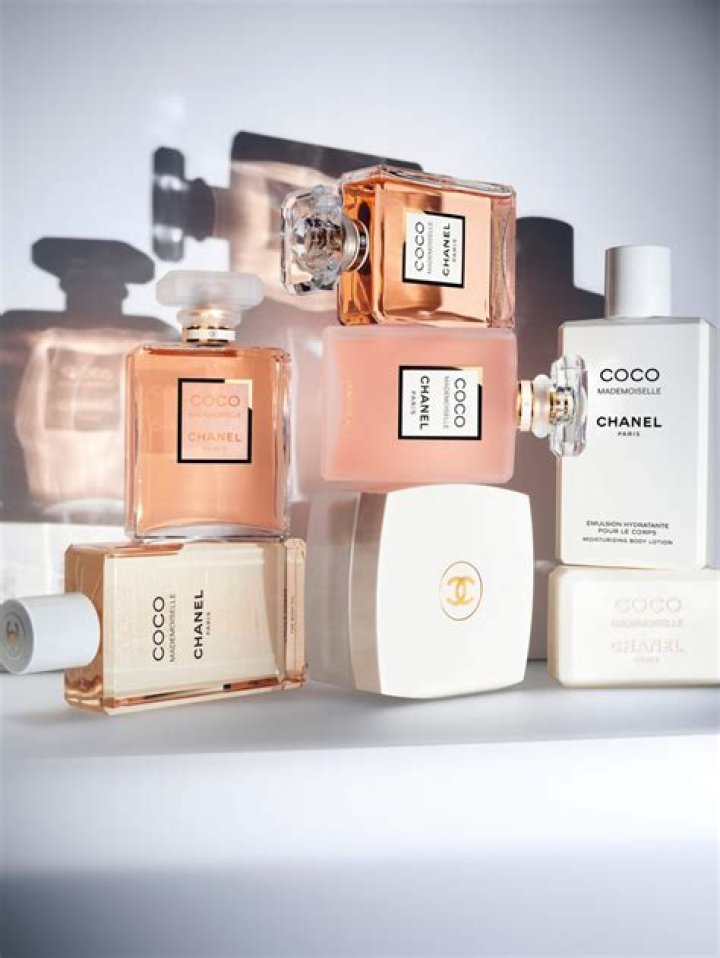 Unveiling the Allure: Coco Austin Nude