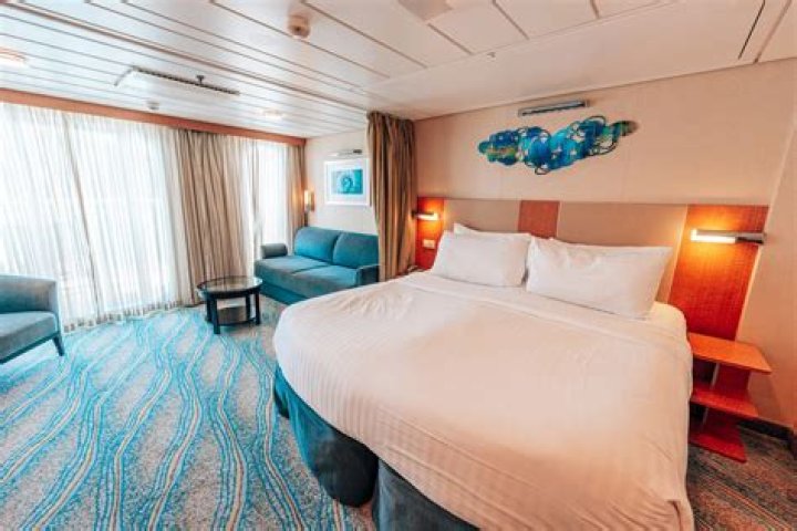 Unveiling the Allure: The Fascination with Gwen Singer Nudes