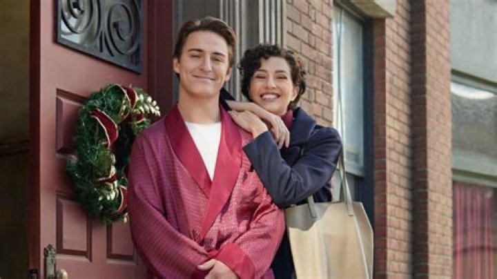 Unveiling the Heart: Is Katie Findlay in a Relationship?