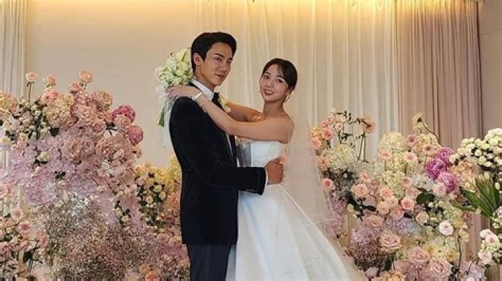 Unveiling the Mystery: Who is Yoo Yeon-Seok's Wife?
